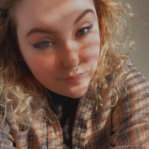 Meet your Posher, Hailey